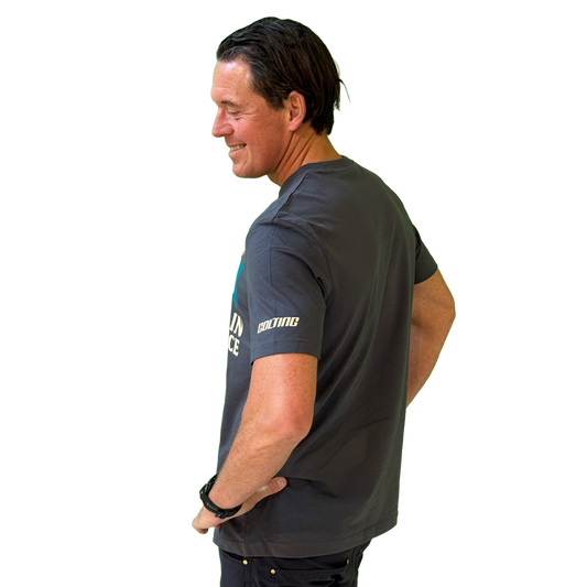 Retro T-shirt - Limited edition "Rooted in Endurance"